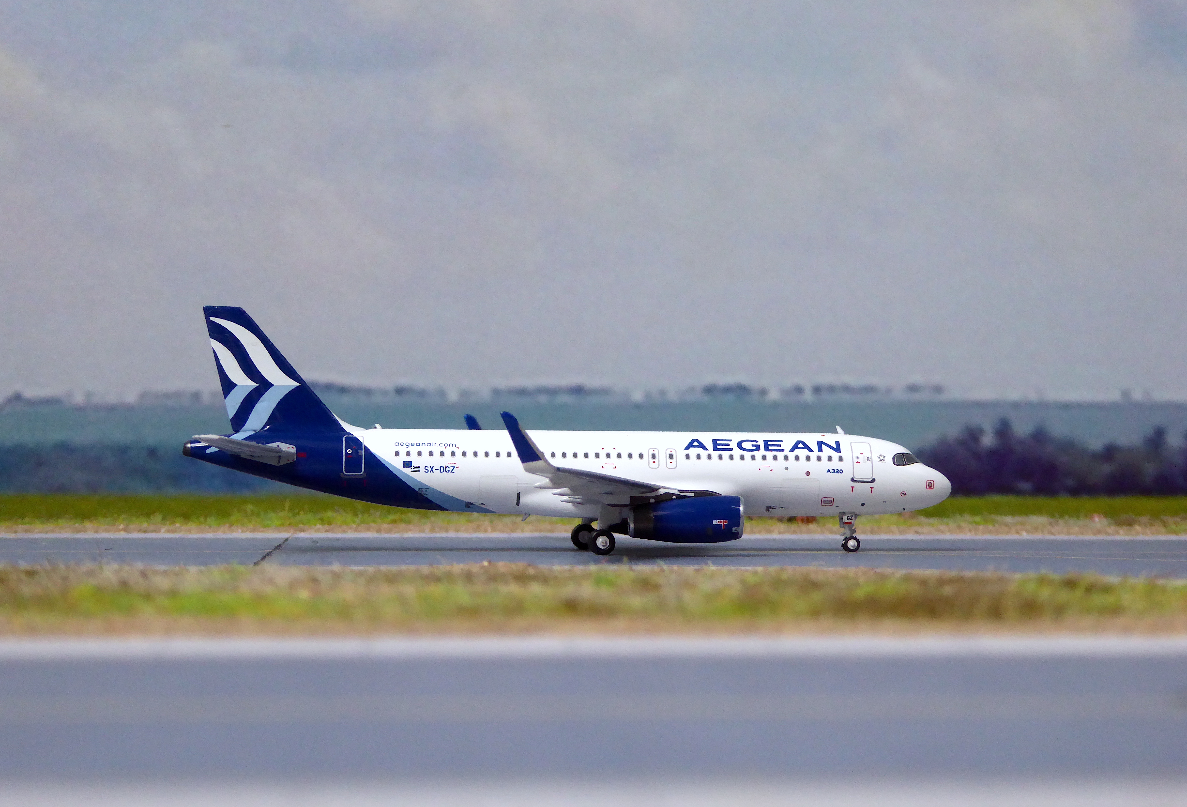 Aegean A320-232 SX-DGZ NG_1.JPG