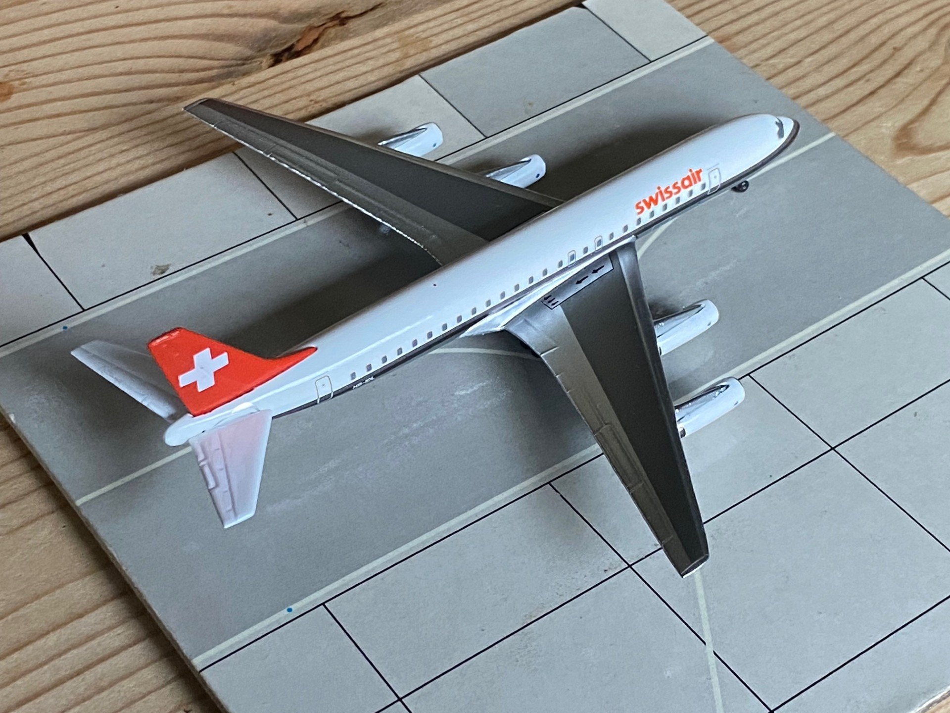 Aeroclassics Swissair (80s c_s)- DC-8-62H- HB-IDL (5).jpg