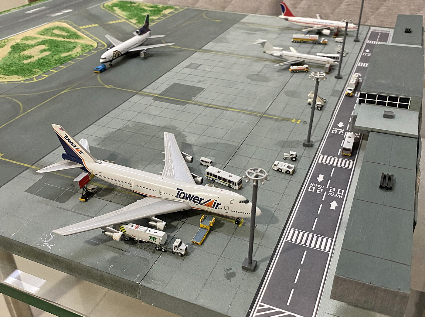 AEROPORTO MÉDIO - RODRIGO BRAGA (4).jpg