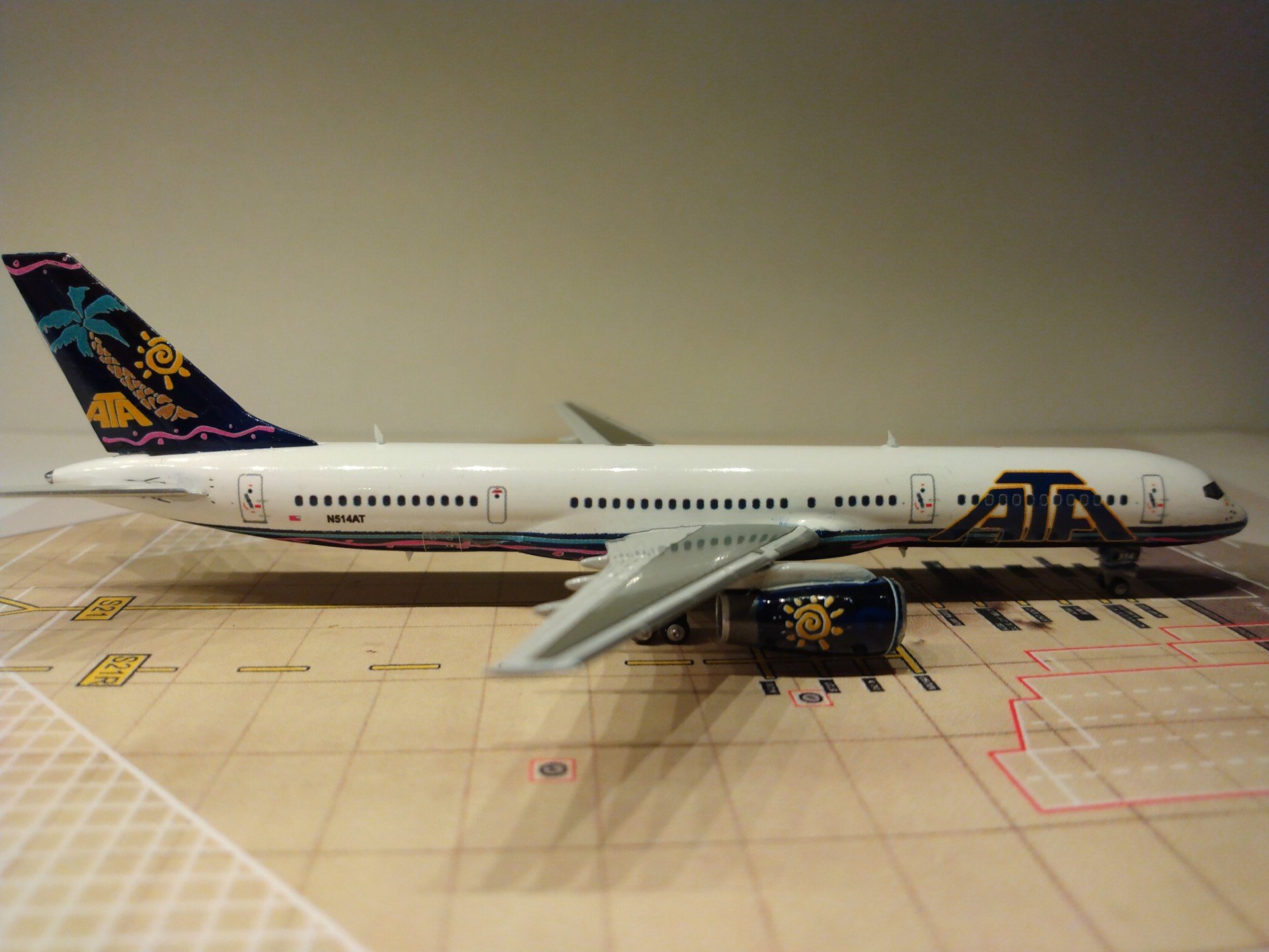 ATA 757-200 1994 N514AT R.jpg