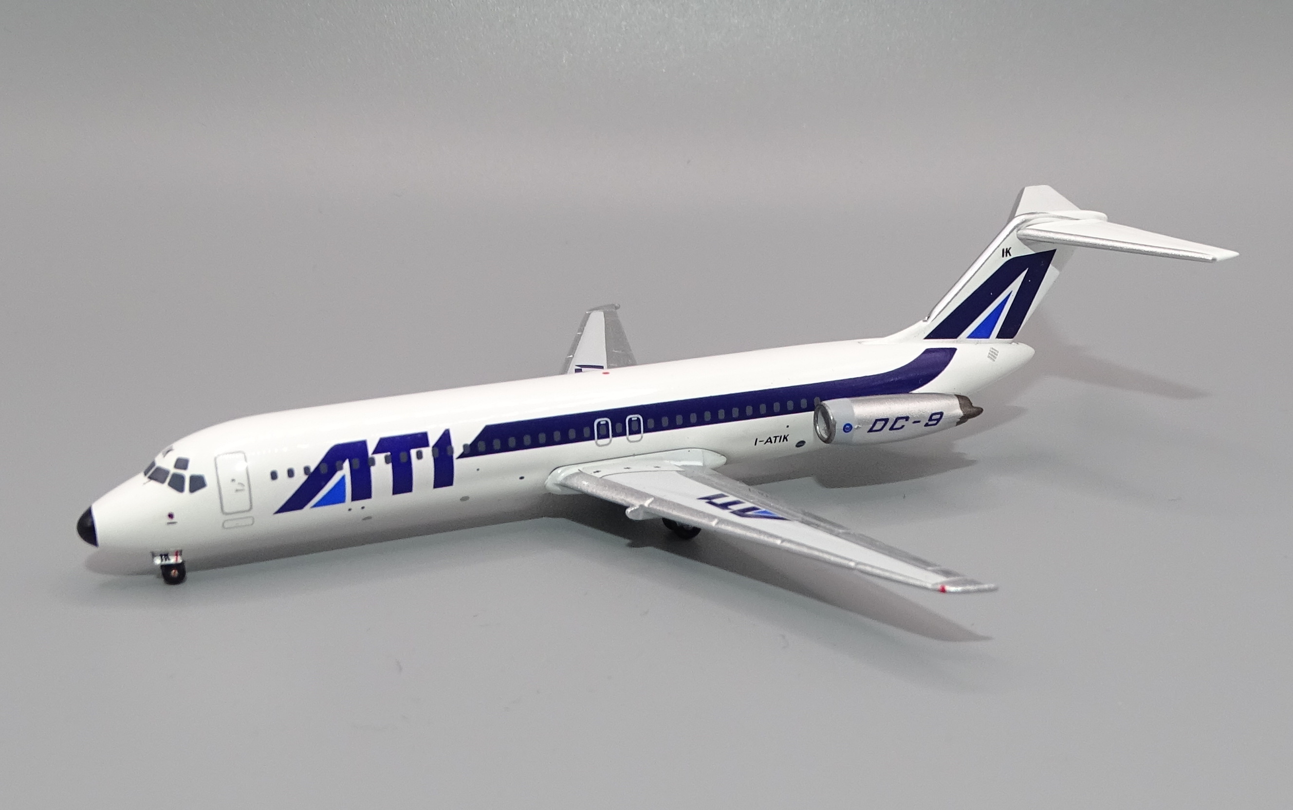 ATI_DC9_I-ATIK_01.JPG