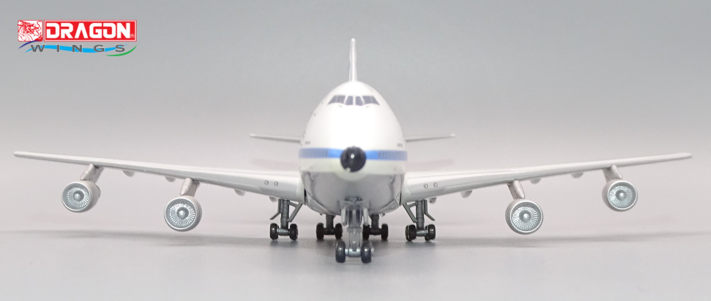 B741_AHEAD_DW.jpg