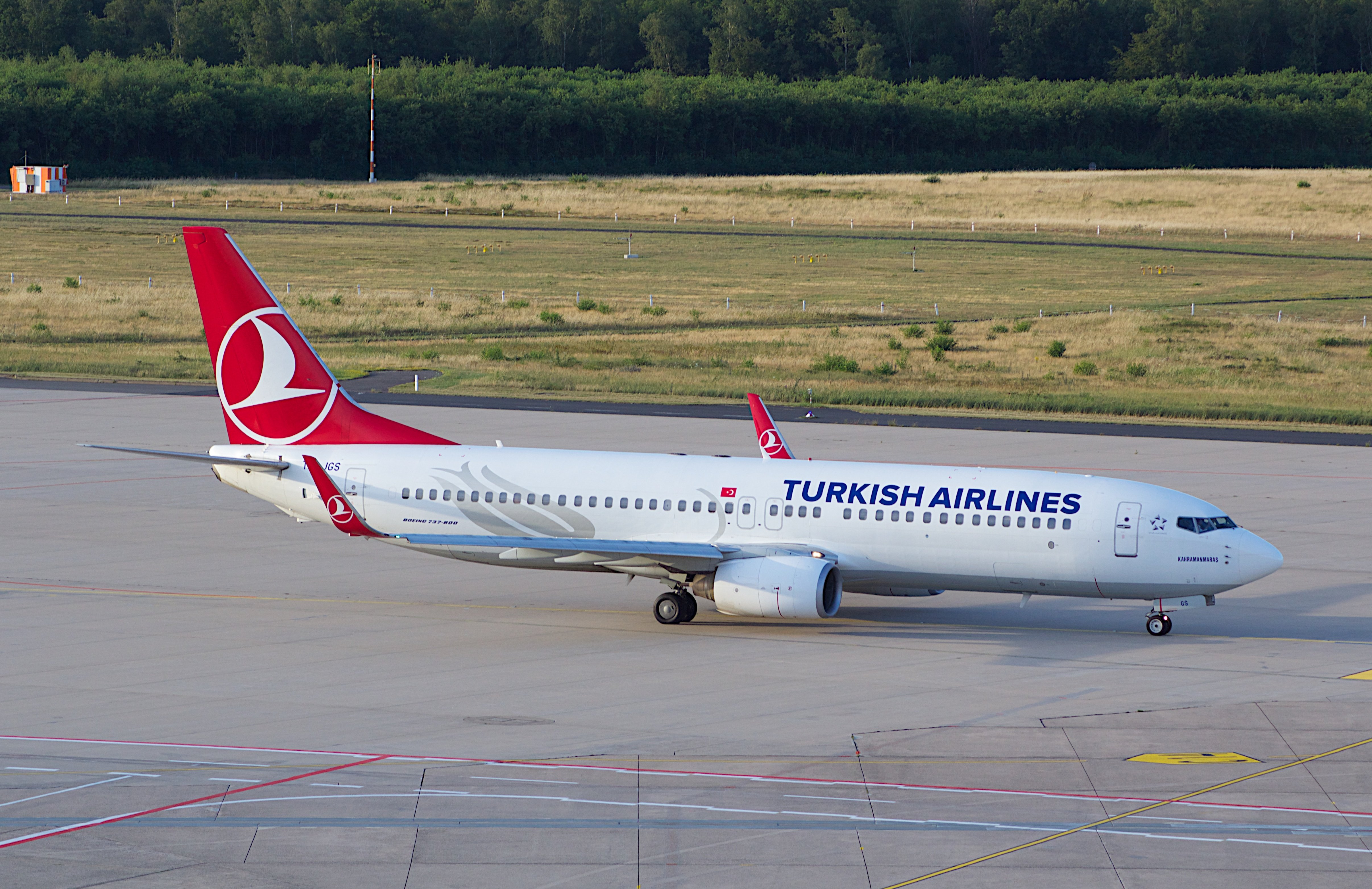 Boeing_737-800_Turkish_Airlines_(19651228058).jpg