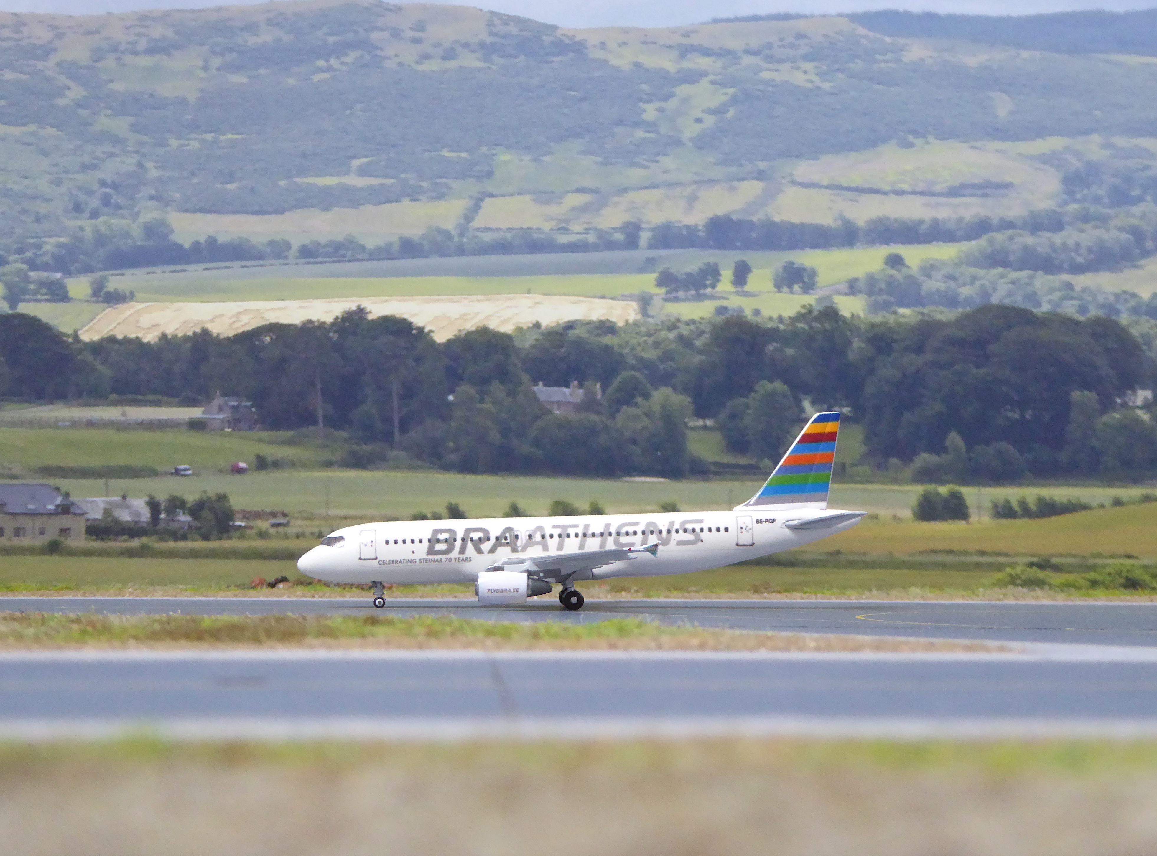 Braathens A320 SE-RGF_12.JPG