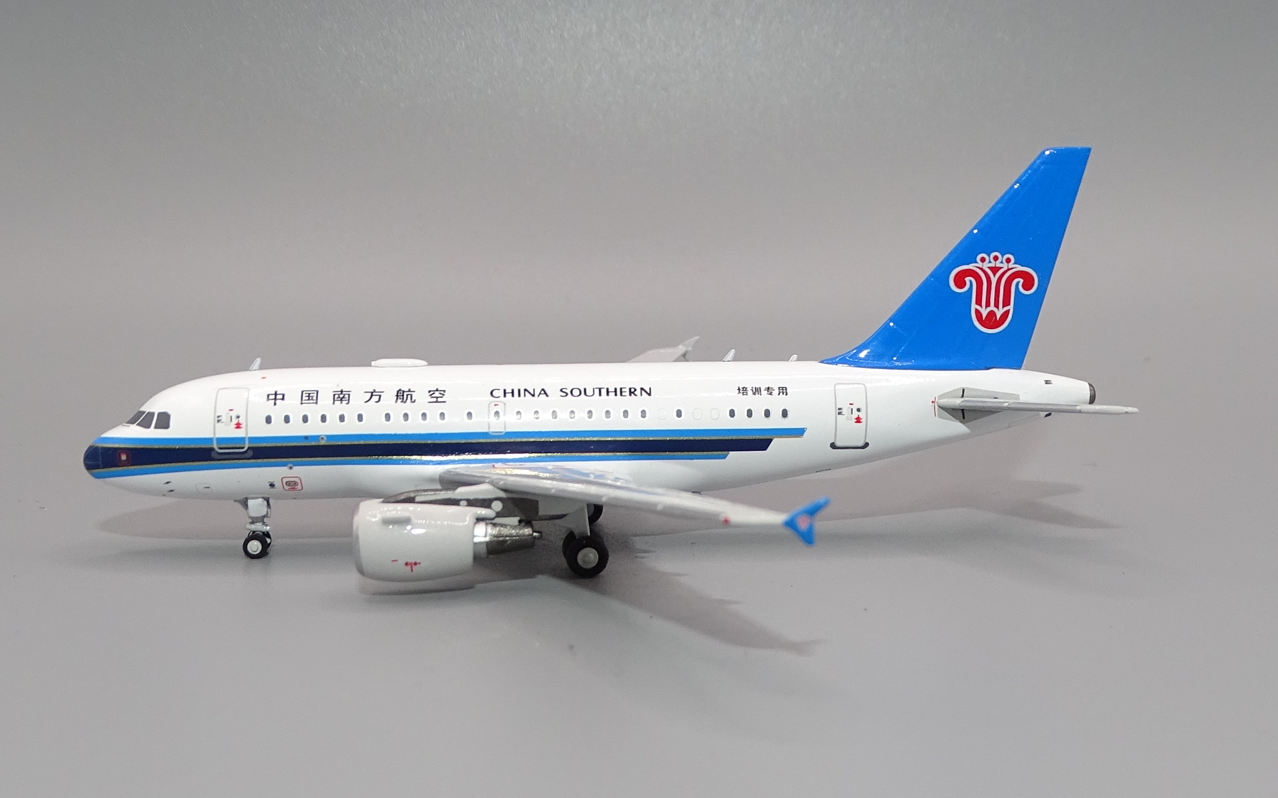 CZ_A318_03.JPG