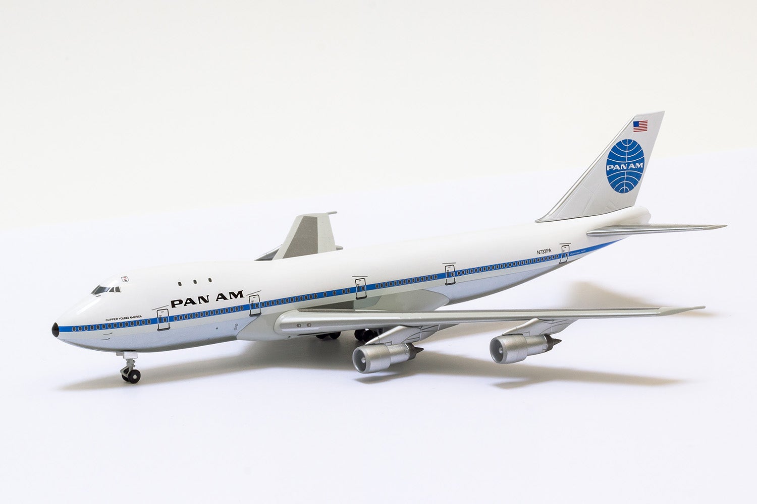 Dragon Pan Am 747.jpg