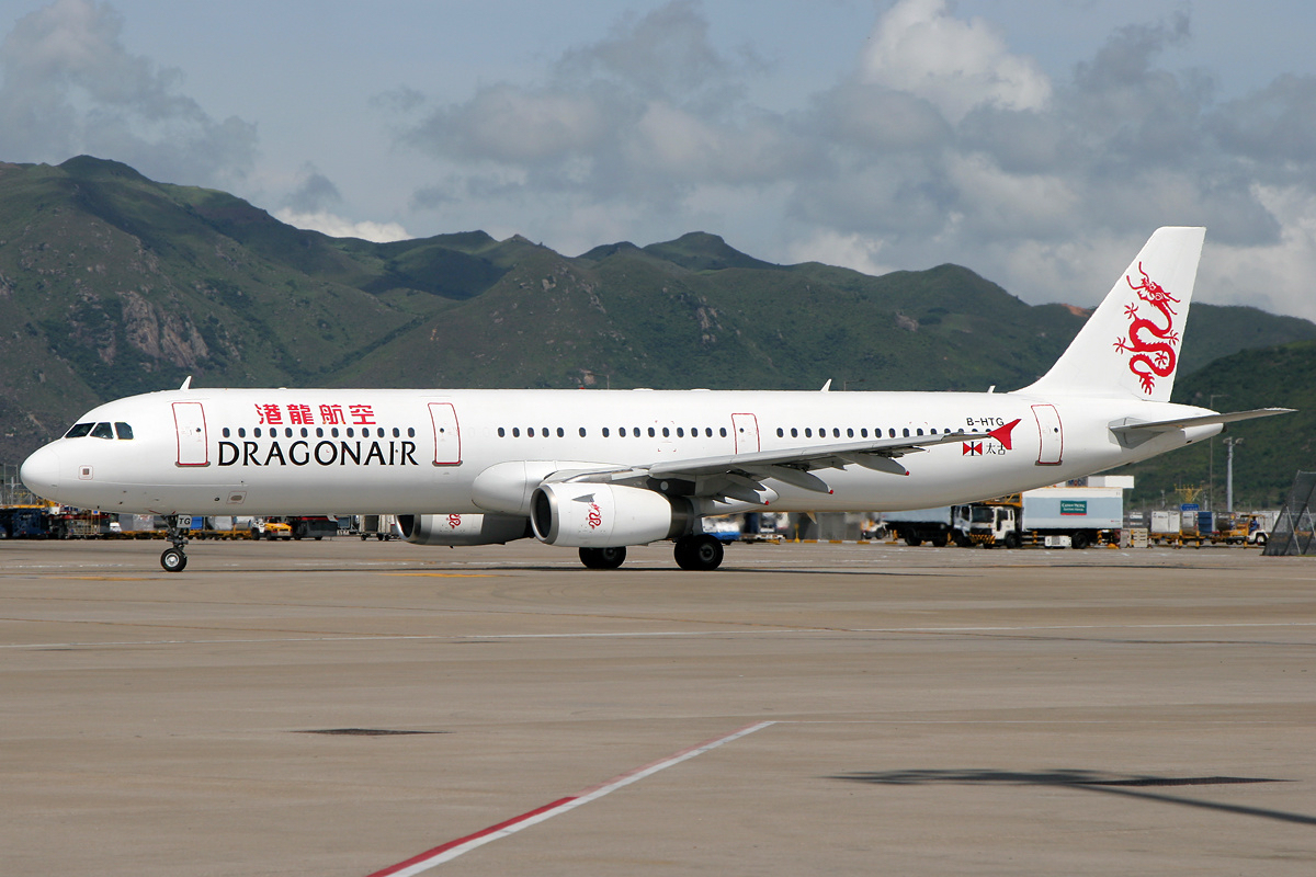 Dragonair_Airbus_A321_MRD-2.jpg