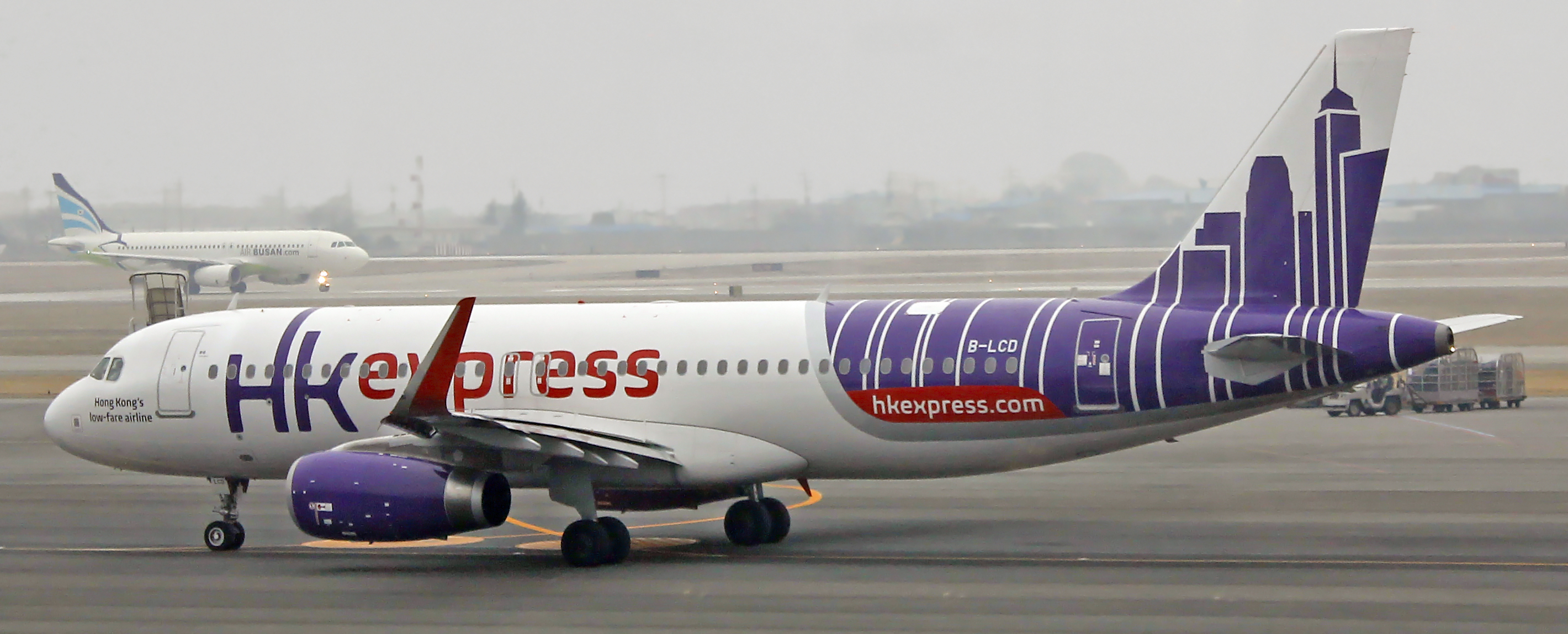 HK_Express_A320-200.jpg