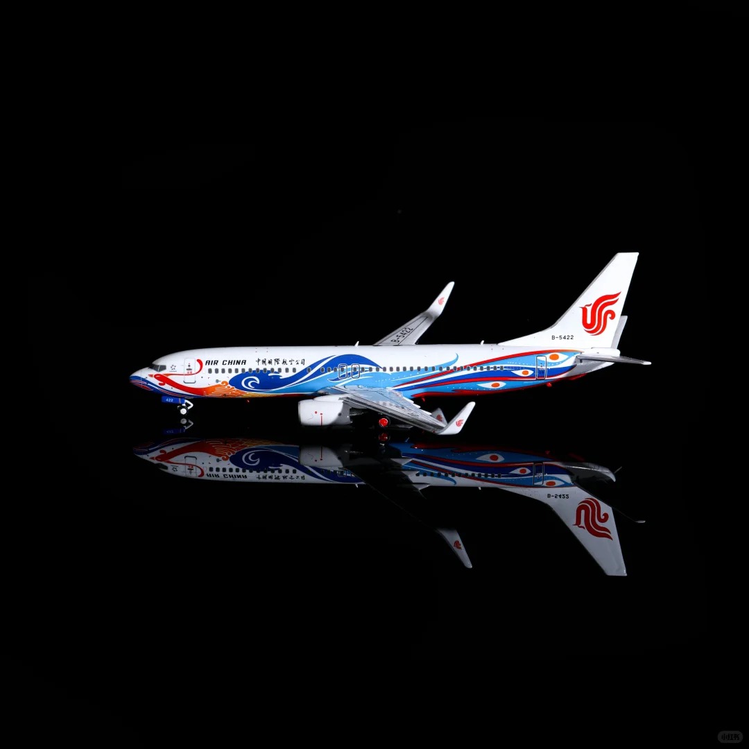 HYJLwings｜中国国航 凤凰号彩绘B-5422_2_Polaris & Wings｜星翼_来自小红书网页版.jpg
