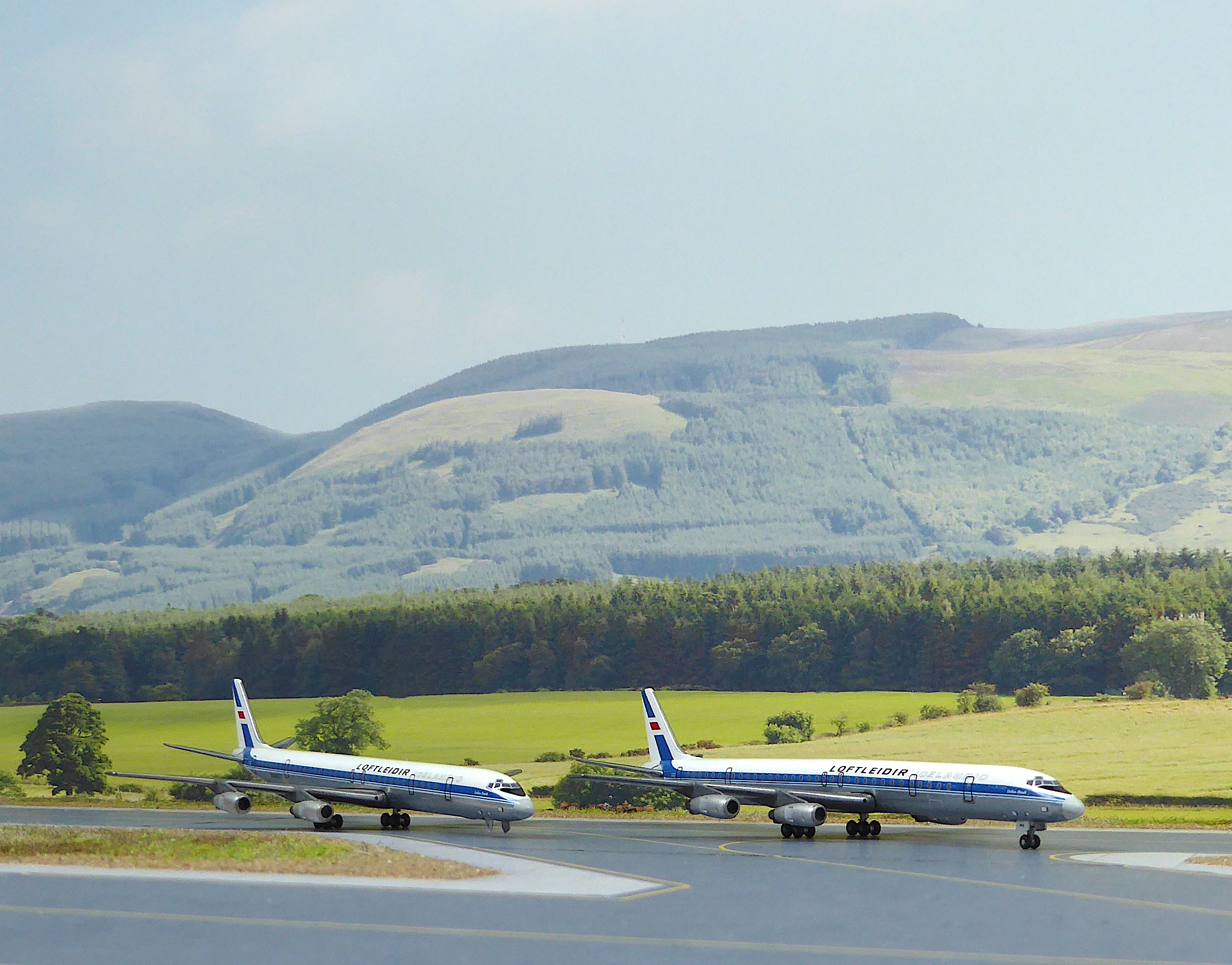 Loftleidir DC-8_1.JPG