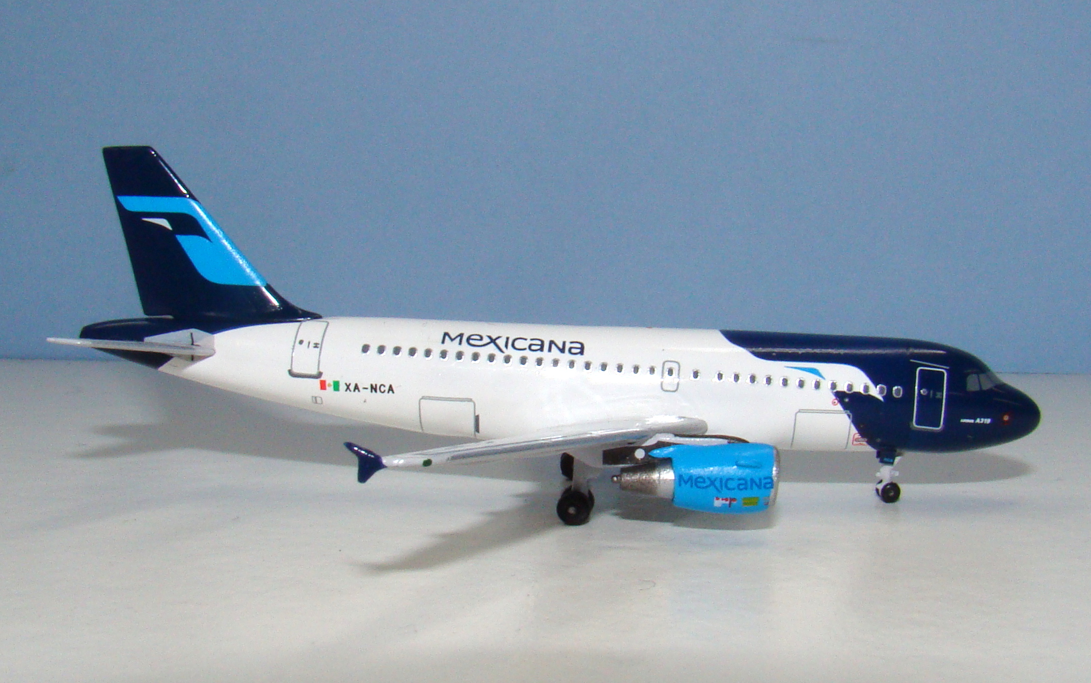 MEX_A319_nc_09.JPG