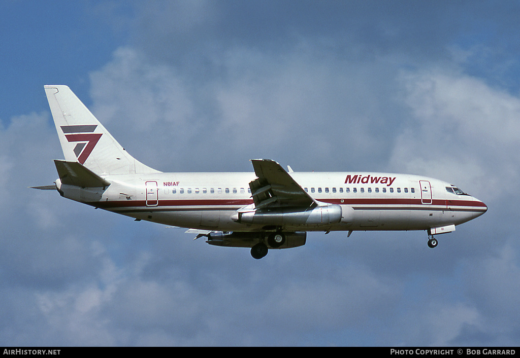 Midway 737-2T4A N81AF 1.jpg