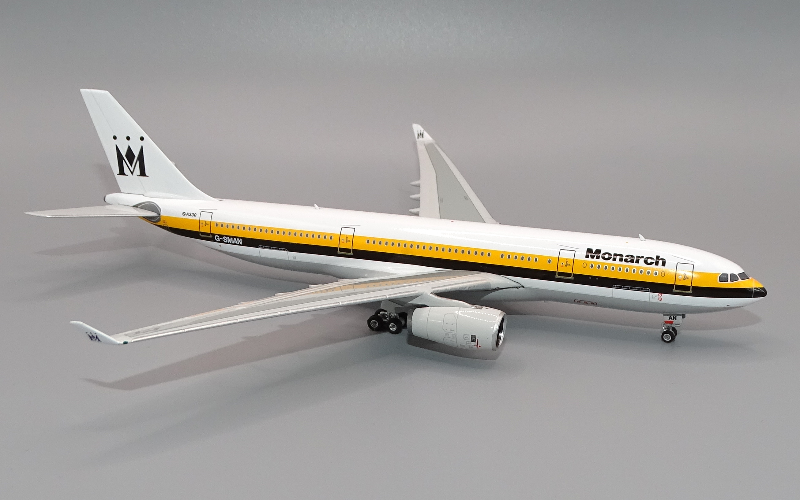 MONARCH_A332_13.JPG