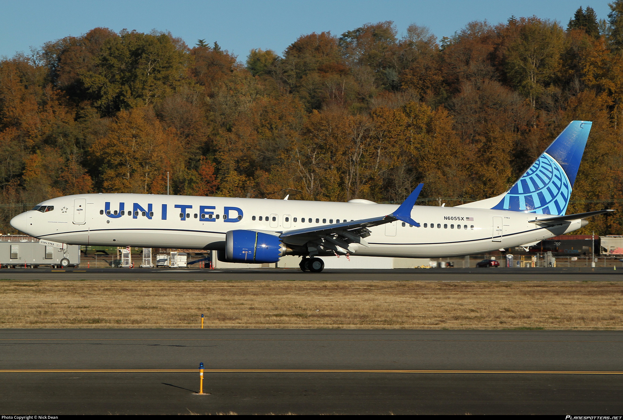 n6055x-united-airlines-boeing-737-10-max_PlanespottersNet_1349453_874101337d_o.jpg