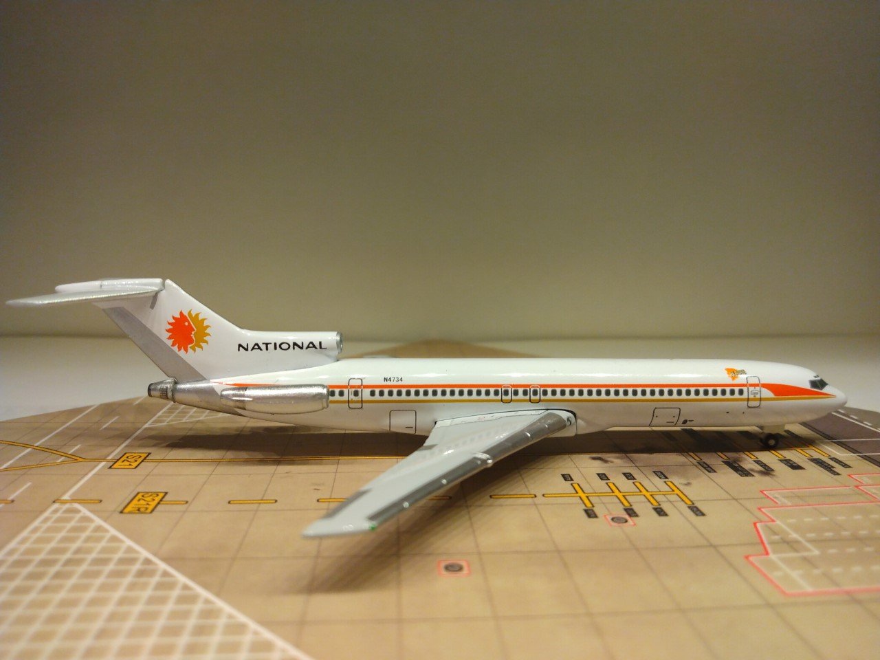 National 727-235 N4734 R.jpg