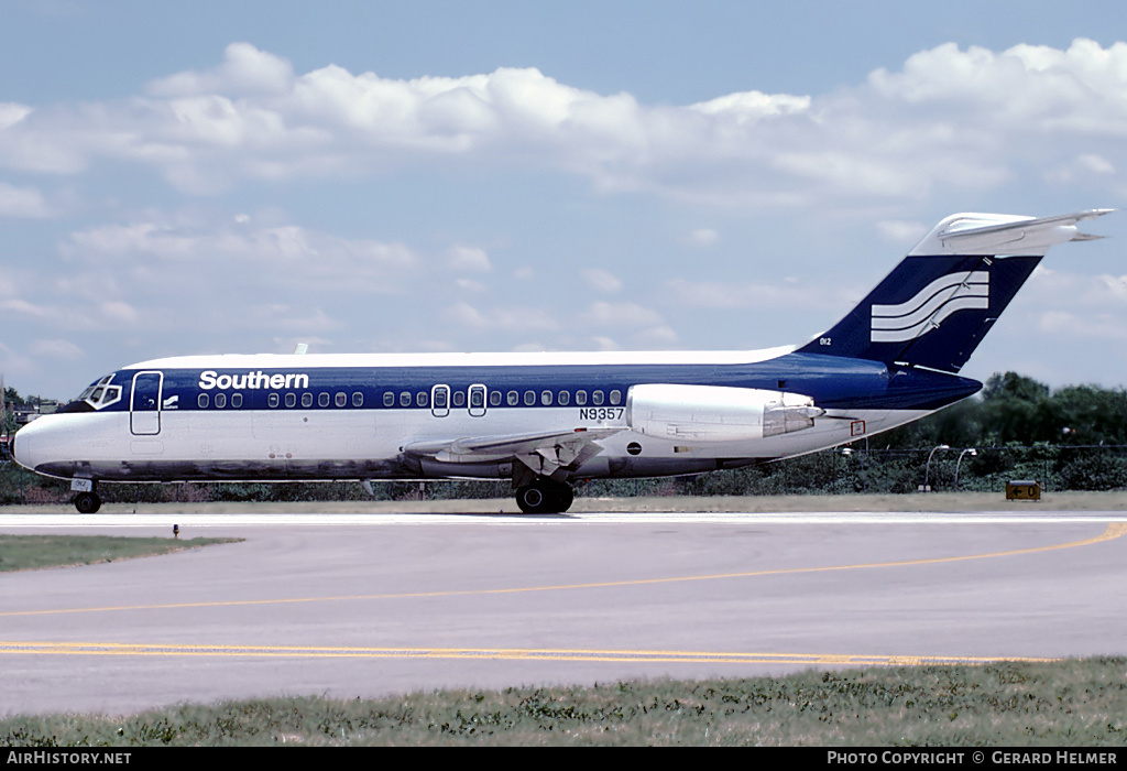 Southern DC-9-15RC N9357.jpg