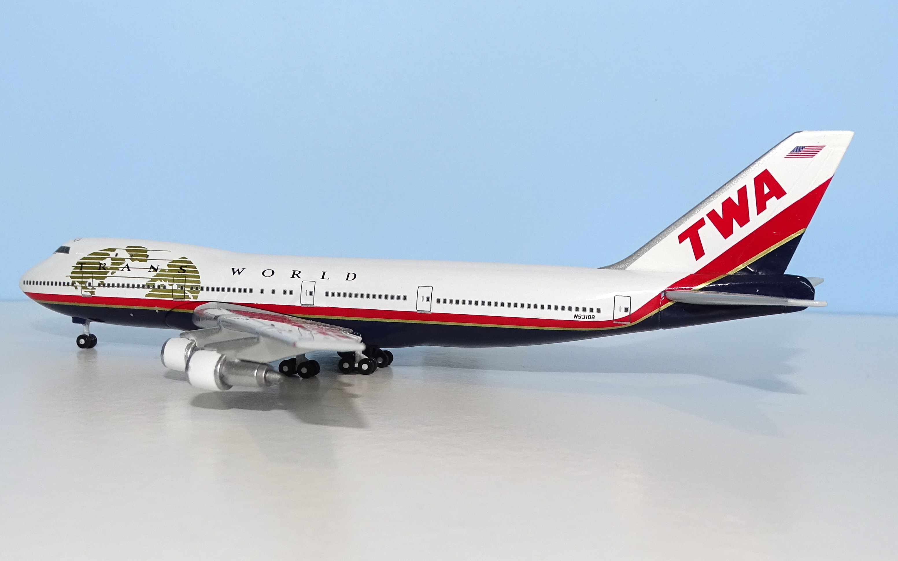 TWA_B747_nc_05.JPG