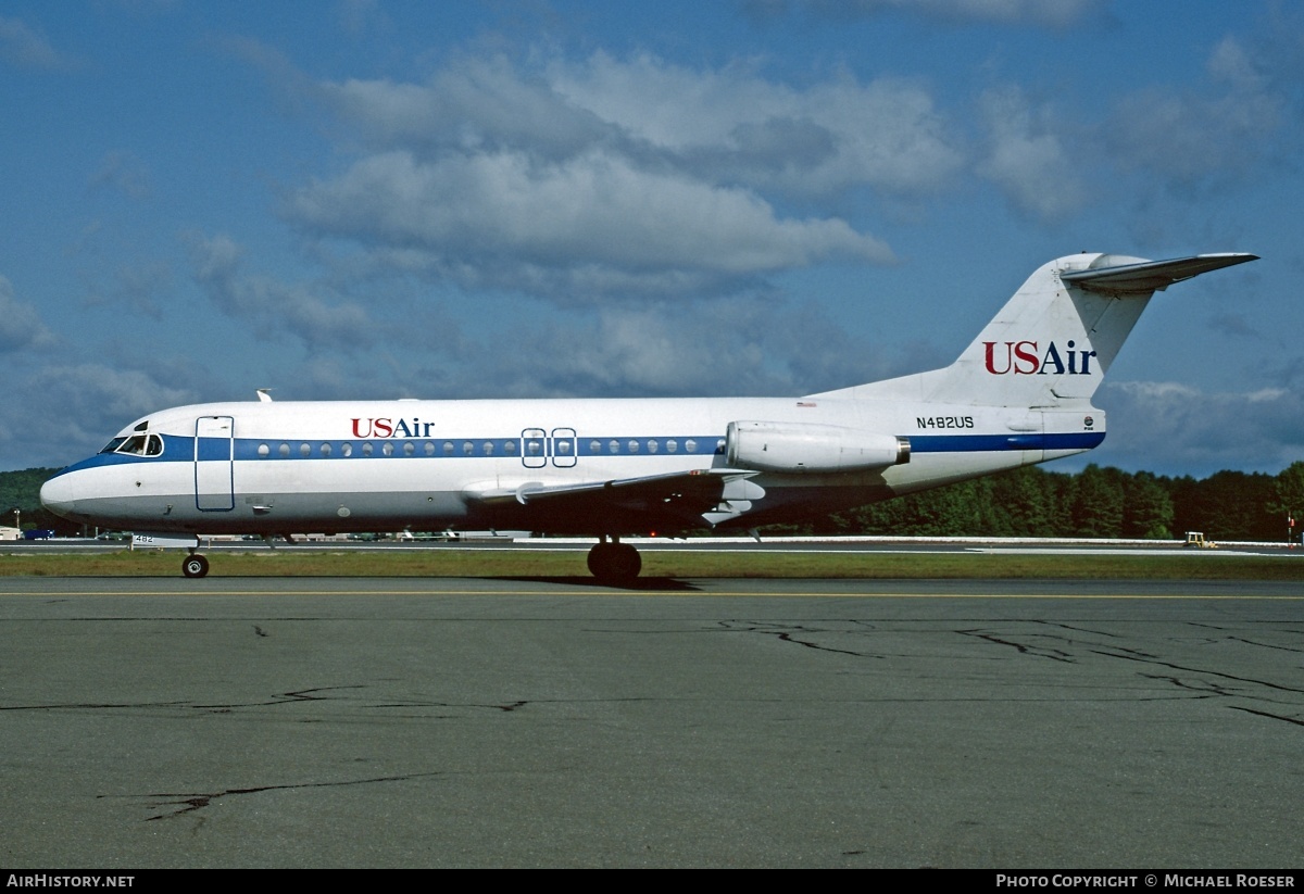 USAir F-28 N482US L.jpg