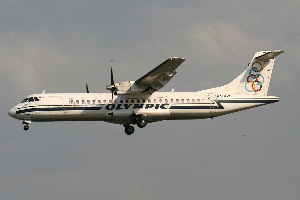 ATR_72-202%2C_Olympic_Airlines_JP6366763.jpg