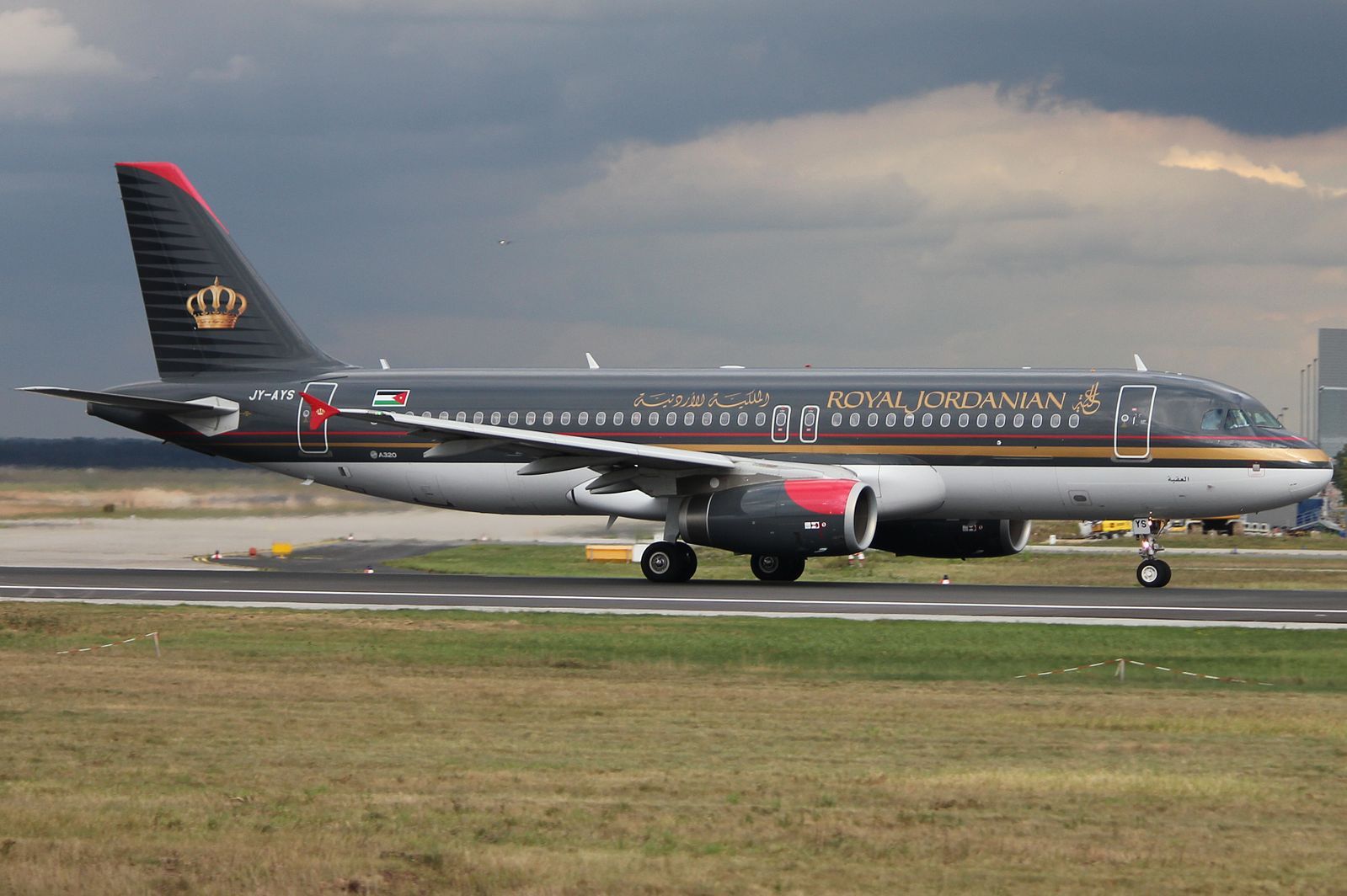 royal_jordanian_a320_jy-ays.JPG