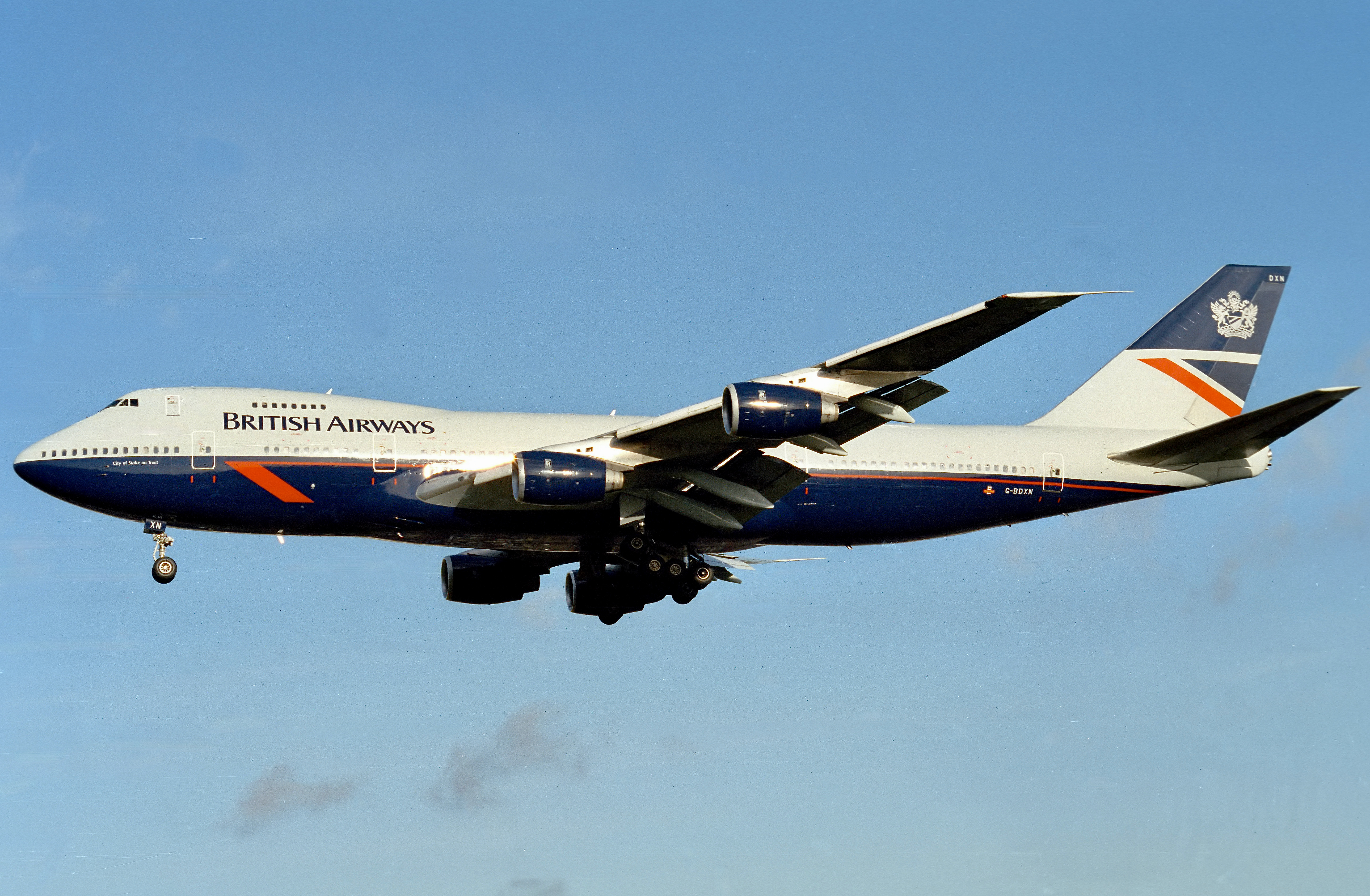 G-BDXN_Boeing_747-236_British_Airways_LHR_1991.jpg